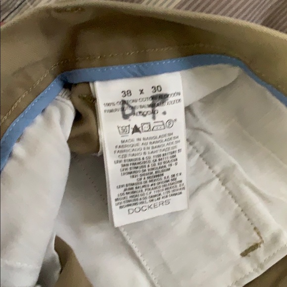 Khaki pants - Picture 3 of 3